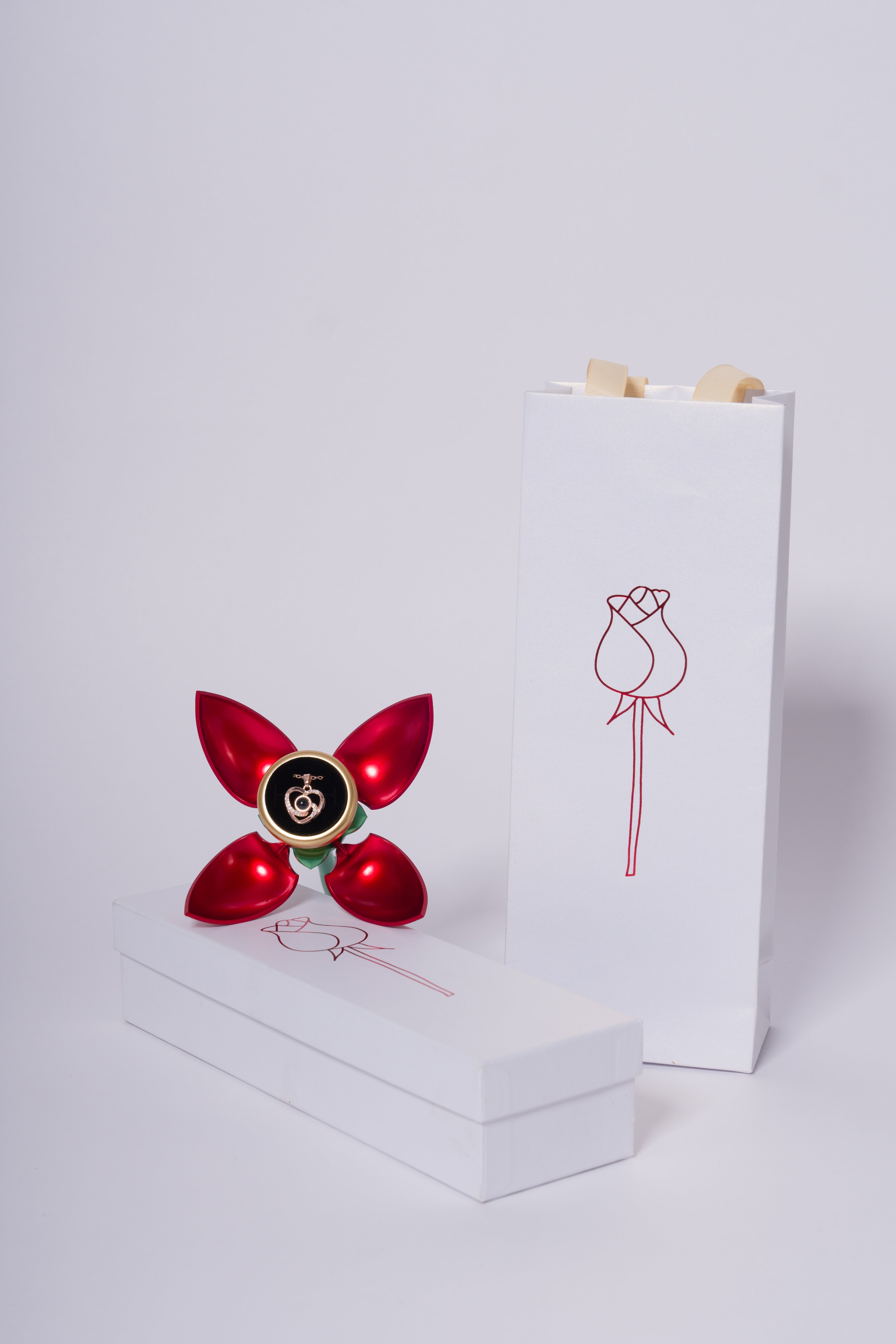 ROSA ETERNA™ | EDICIÓN BAÑO DE ORO 18K
